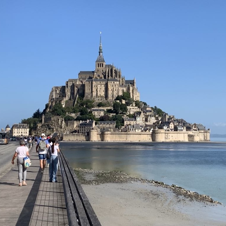 gite mont saint michel